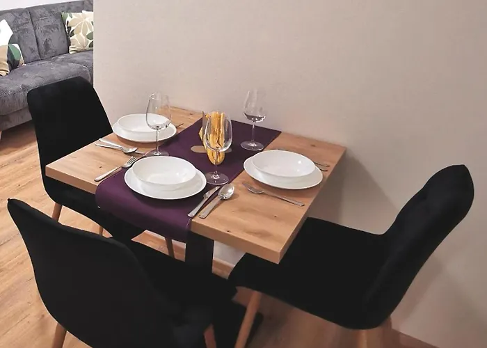Sunny Balcony Brno Апартаменты *